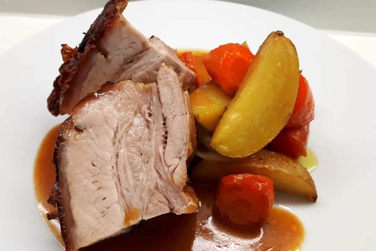 Pub Sunday Roast: How to Order, What to Expect, and When to Go